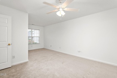 Welcome to this beautifully maintained, move-in-ready home - photo 17