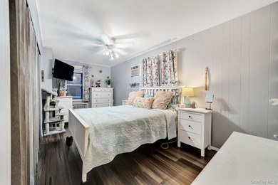 Filled with warmth and opportunity, this 3 bedroom, 1 bath Cape - photo 18