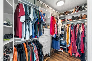 Check out this truly unique property located on nearly 4 flat - photo 20