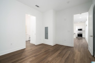 Welcome home to this beautifully appointed 937 square foot - photo 22