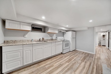 Filled with warmth and opportunity, this 3 bedroom, 1 bath Cape - photo 23