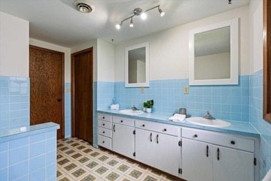 Welcome home! Step into this beautiful five-bedroom, two-bath - photo 23