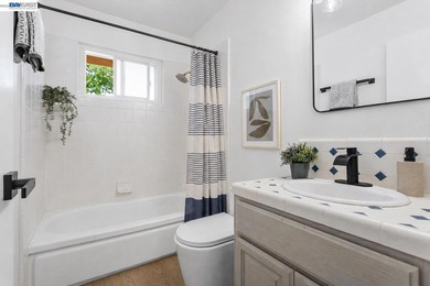 Welcome to 4875 Pepperwood Way, a beautifully refreshed - photo 24