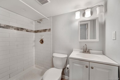 Filled with warmth and opportunity, this 3 bedroom, 1 bath Cape - photo 28