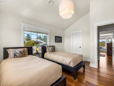 Welcome to your magnificent coastal estate in Pinehurst Estates - photo 29