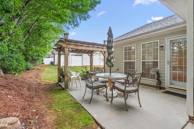 Welcome to this beautifully maintained, move-in-ready home - photo 29