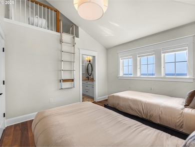 Welcome to your magnificent coastal estate in Pinehurst Estates - photo 30