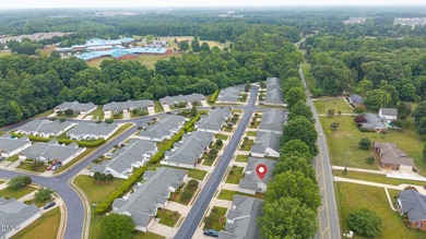 Welcome to this beautifully maintained, move-in-ready home - photo 38