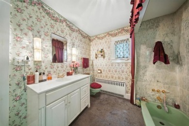 Farmhouse with 2 Ponds on 87+ Acres - photo 22