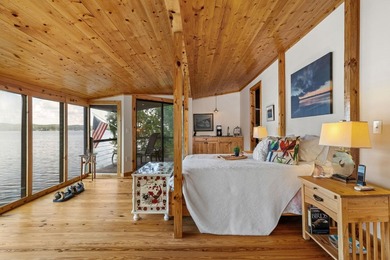 Do you want serenity? This incredible 2.4-acre property with 370 - photo 12