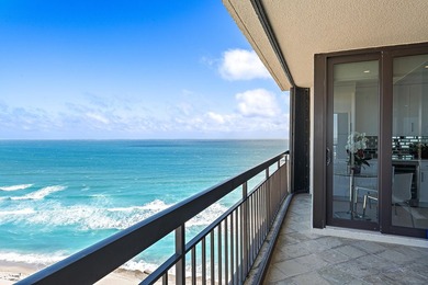 Exquisite oceanfront lower penthouse suite has been meticulously - photo 13