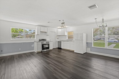 Charming 3-bedroom pool home in a great Port St. Lucie location! - photo 17