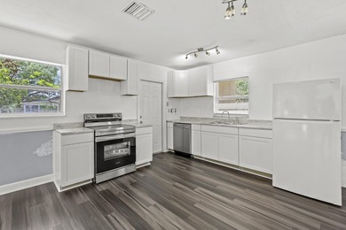 Charming 3-bedroom pool home in a great Port St. Lucie location! - photo 19