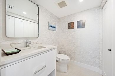 Exquisite oceanfront lower penthouse suite has been meticulously - photo 23