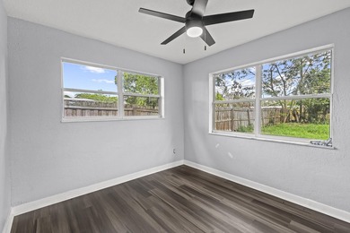 Charming 3-bedroom pool home in a great Port St. Lucie location! - photo 24