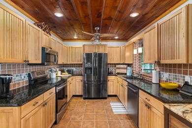 Do you want serenity? This incredible 2.4-acre property with 370 - photo 28