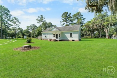 Just listed! This picture-perfect Southern Coastal Cottage - photo 33