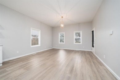 Enjoy the lifestyle in this updated 1,260 sq ft one-level home - photo 5