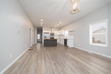 Enjoy the lifestyle in this updated 1,260 sq ft one-level home - photo 6