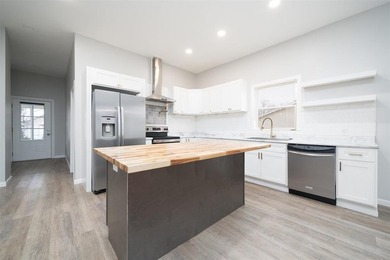 Enjoy the lifestyle in this updated 1,260 sq ft one-level home - photo 7