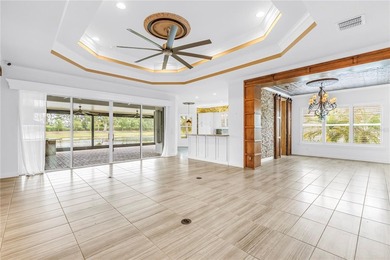 Discover refined resort-style living in this beautiful Carlyle - photo 3