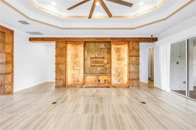 Discover refined resort-style living in this beautiful Carlyle - photo 5
