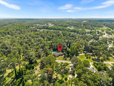 Pull into the drive at 258 SE Hillside Parkway and the first - photo 12