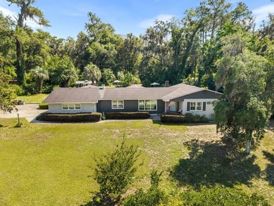 Pull into the drive at 258 SE Hillside Parkway and the first - photo 14