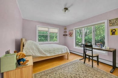 Situated on 1.8 serene, lush acres, 5 Eden Roc offers the kind - photo 17