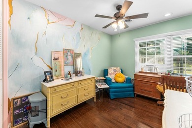 Pull into the drive at 258 SE Hillside Parkway and the first - photo 30