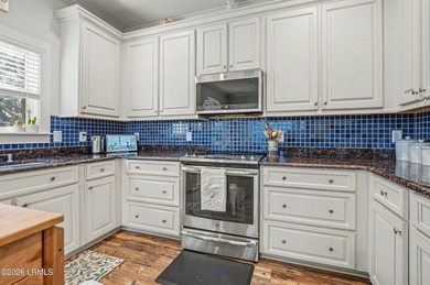Experience coastal elegance in the sought-after Somerset Point - photo 9