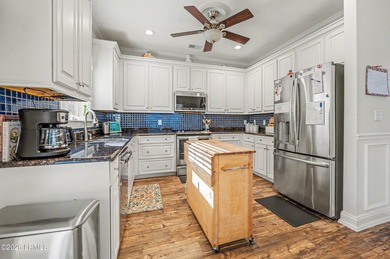 Experience coastal elegance in the sought-after Somerset Point - photo 10