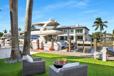 Welcome to this sophisticated and fully renovated waterfront - photo 5