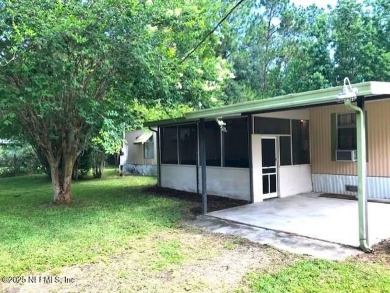(private lake, pond, creek) Home Sale Pending in Palatka Florida
