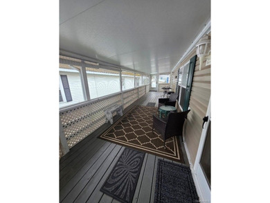 Charming Move-In Ready Home in the Heart of the East End - photo 2