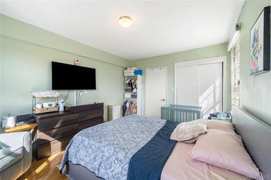 Charming 1 Bedroom Apartment in Windsor Park, where warmth and - photo 13