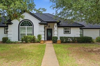 Lake Granbury Home Sale Pending in Granbury Texas