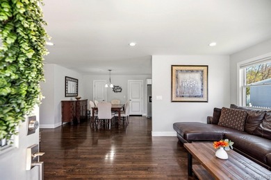 Welcome to 11 Jackson Street in East Islip-a beautifully - photo 5