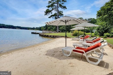 Hidden Valley 1.5acre Lakefront Estate with private beach area - photo 8