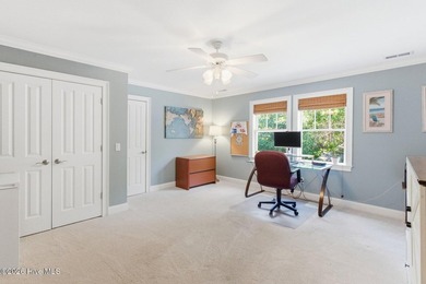 Welcome to this beautifully cared-for home in the desirable - photo 31