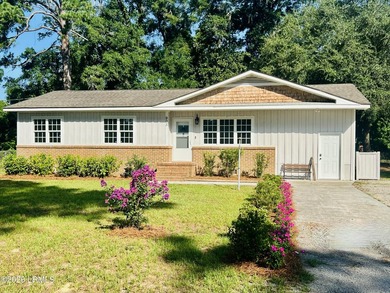 **Charming 4-Bedroom 3 Bath Ranch Home in Beaufort** Discover - photo 2
