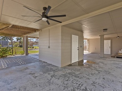 Nestled along the Suwannee River in the charming small town of - photo 12