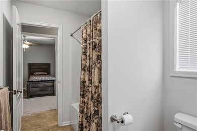 Welcome to this beautifully designed 4-bedroom, 4.5-bath home - photo 17