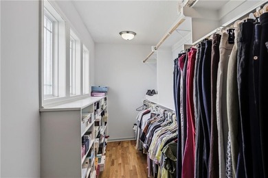 Welcome to this beautifully designed 4-bedroom, 4.5-bath home - photo 21