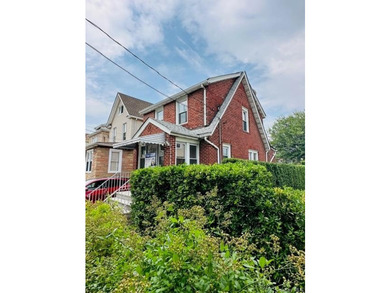 Welcome to this beautifully renovated single-family brick home - photo 24