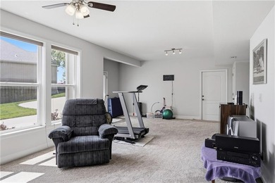 Welcome to this beautifully designed 4-bedroom, 4.5-bath home - photo 25