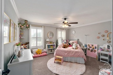 This stunning better than new, estate-style home sits on 1.78 - photo 29