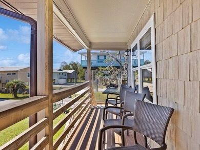 Nestled along the Suwannee River in the charming small town of - photo 34
