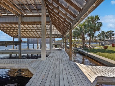 Nestled along the Suwannee River in the charming small town of - photo 39