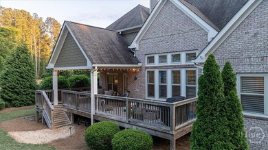 This stunning better than new, estate-style home sits on 1.78 - photo 39